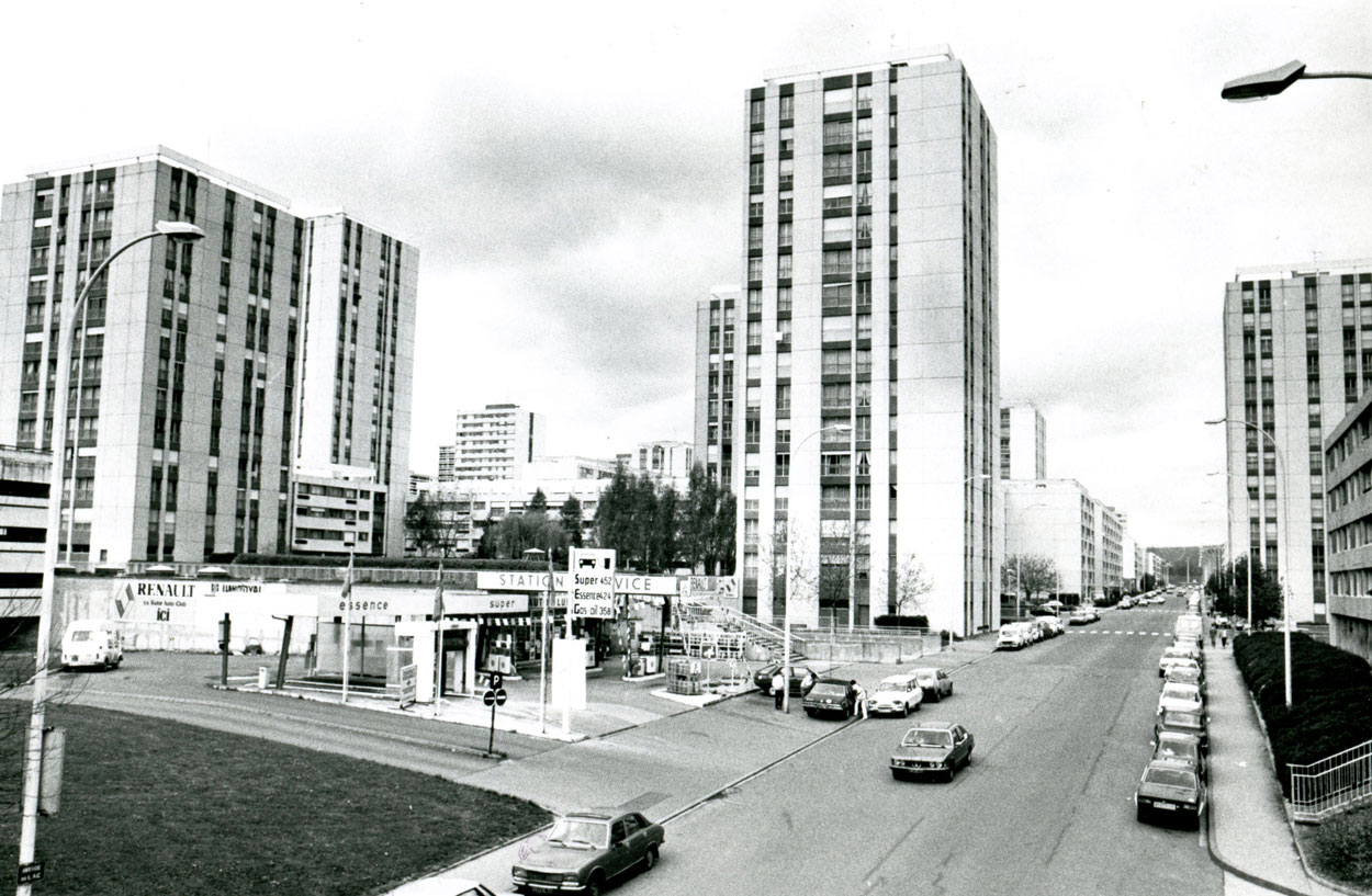 Archives de la Ville de Dijon », photographie ancienne, 1971, 16 Fi.