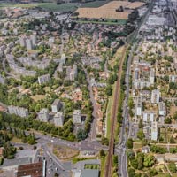 Vue aérienne de la ZUP de Macon-Flacé (Saône-et-Loire).